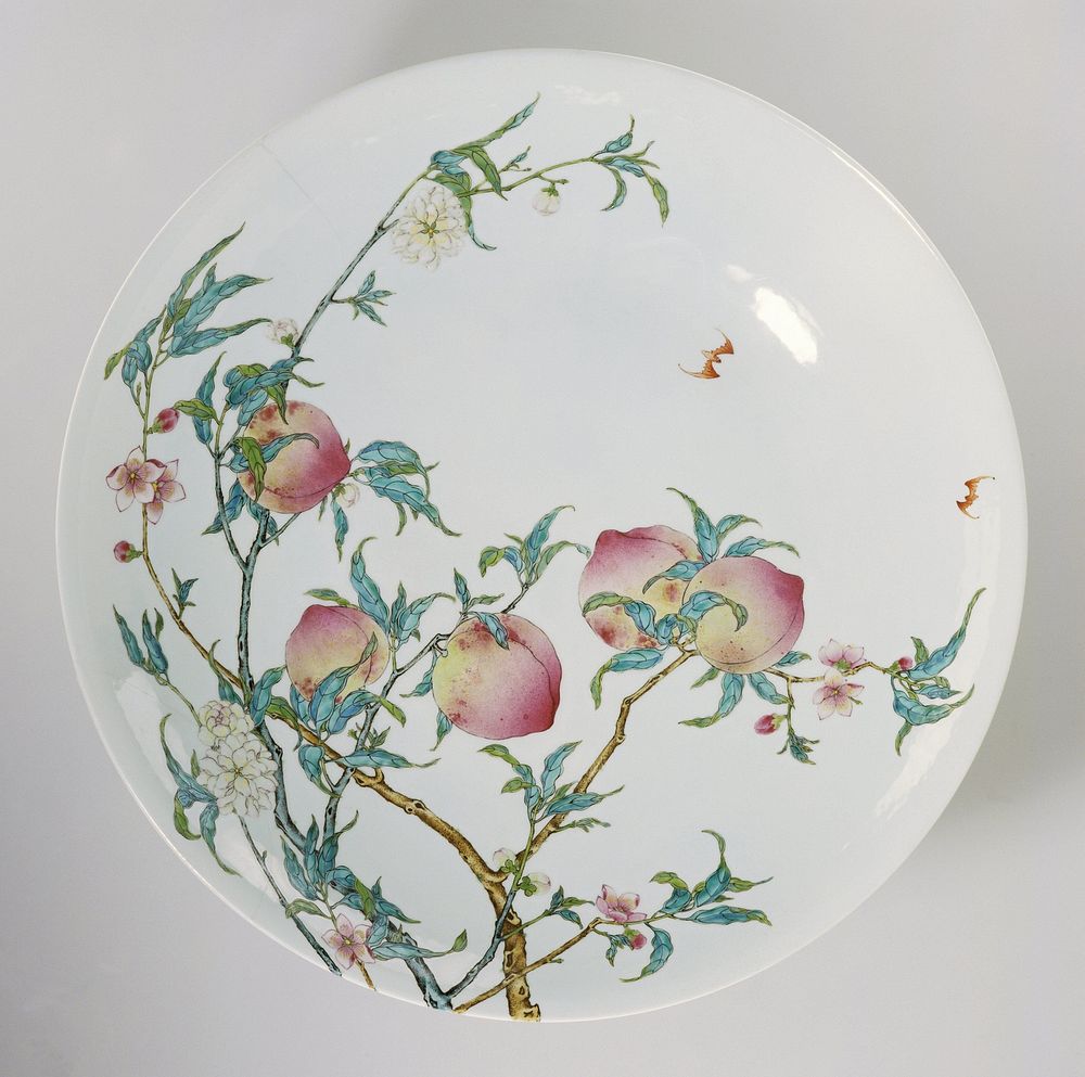 Dish with a fruiting and blossoming peach trea and five bats (c. 1875 - c. 1899) by anonymous