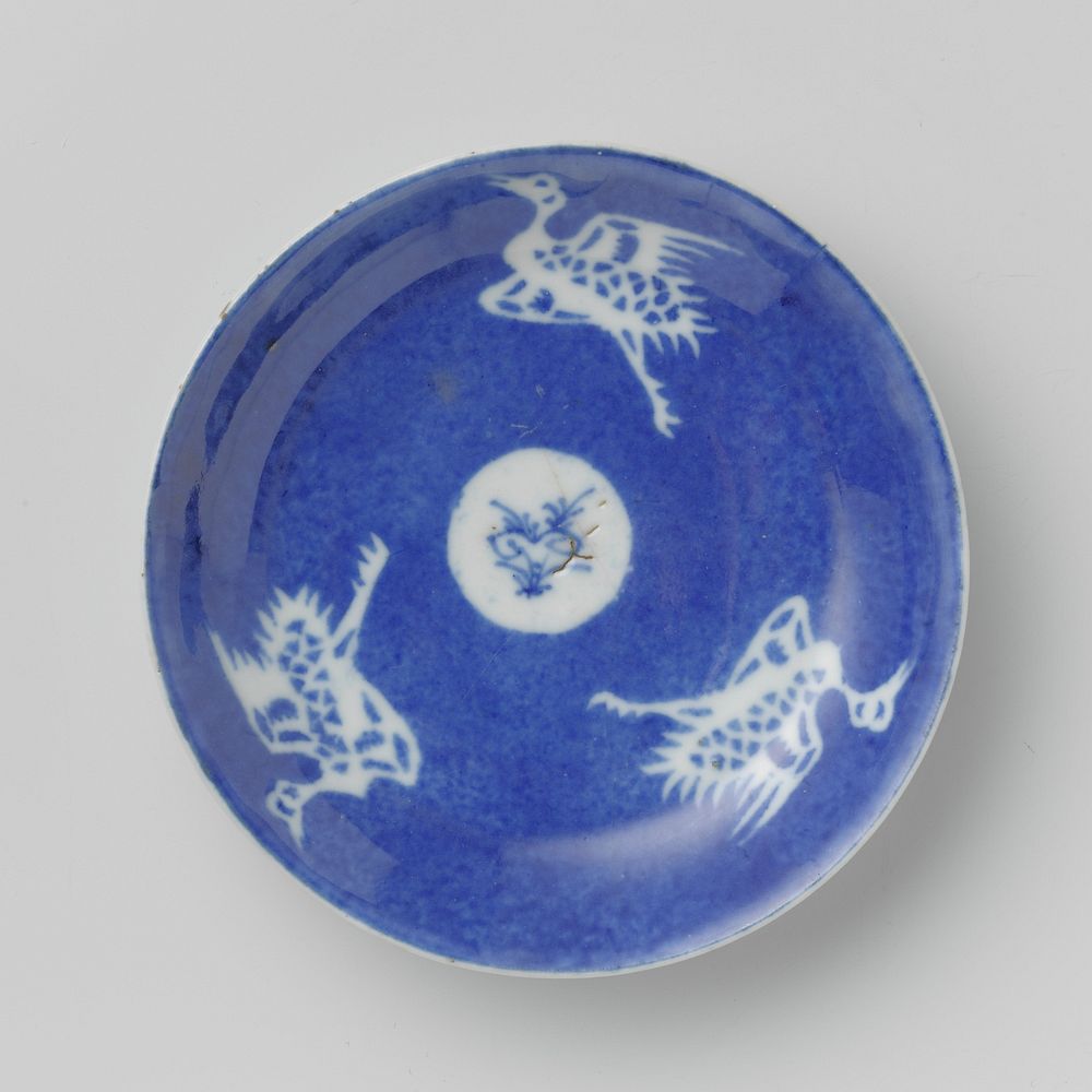 Saucer with powder blue and cranes (c. 1700 - c. 1724) by anonymous