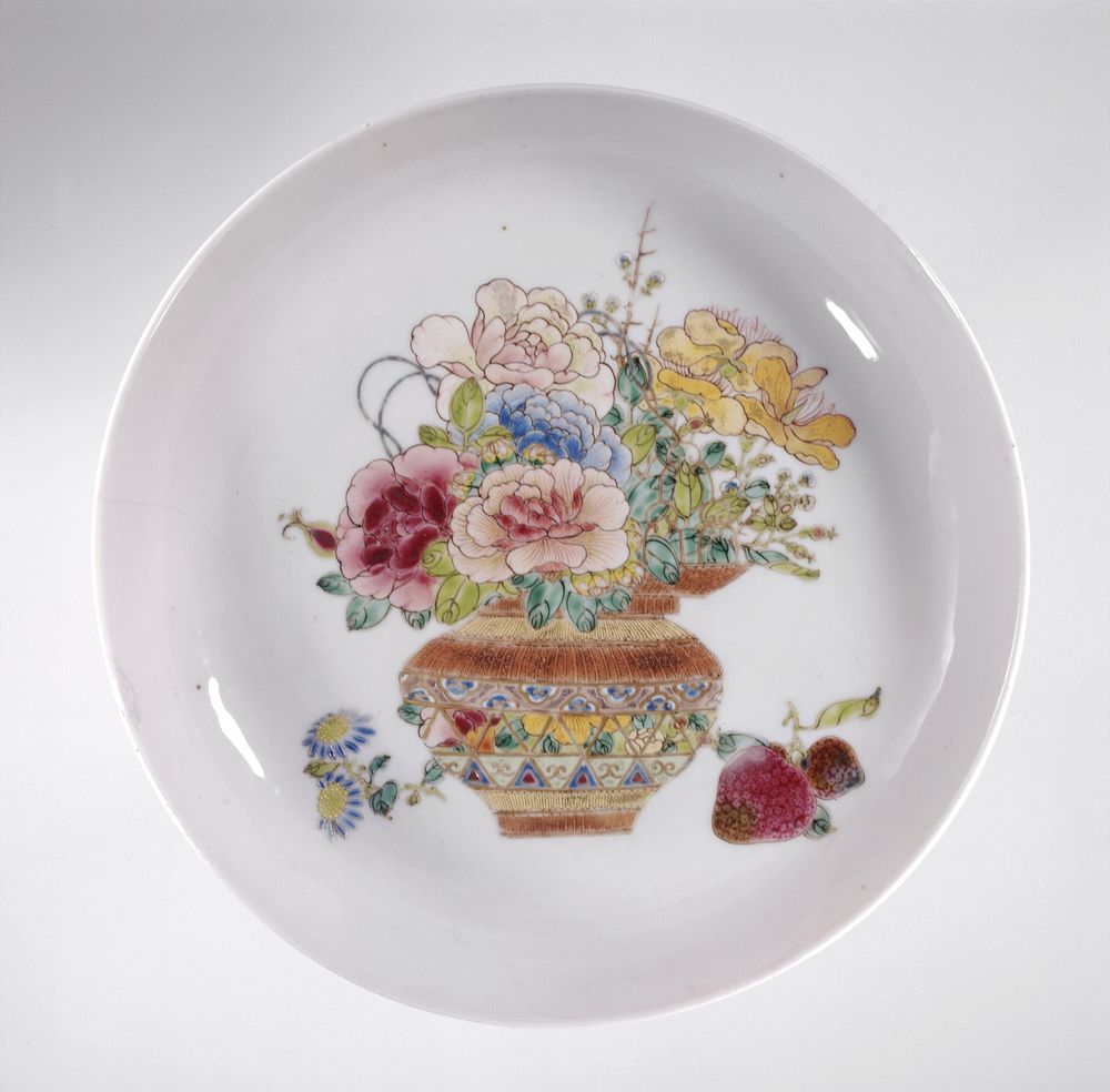 Saucer-dish with a flower basket and lichees (c. 1725 - c. 1735) by anonymous