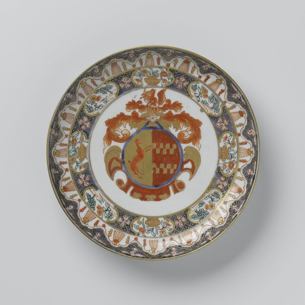 Saucer-dish with the arms of Van Buren and two ornamental borders (c. 1700 - c. 1724) by anonymous