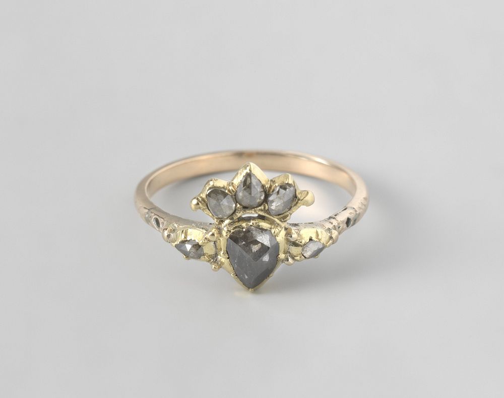 Ring met een gekroond hart (c. 1700 - c. 1750) by anonymous