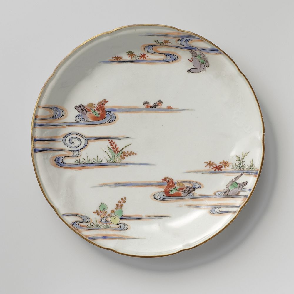 Saucer-dish with flower sprays in relief and two mandarin ducks in a pond (c. 1675 - c. 1724) by anonymous
