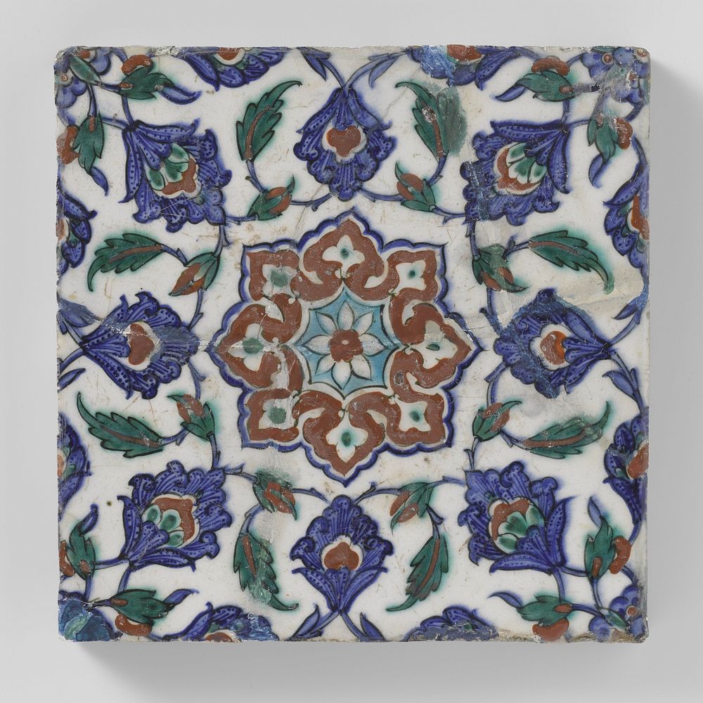Tile with a flower roundel and floral scrolls (c. 1550 - c. 1599) by anonymous