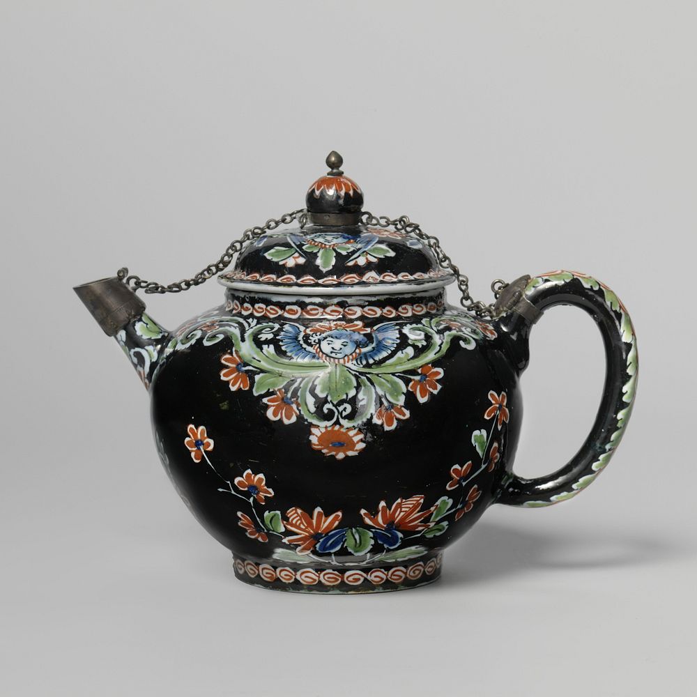 Teapot (c. 1705 - c. 1720) by De Grieksche A and Pieter Adriaensz Kocx