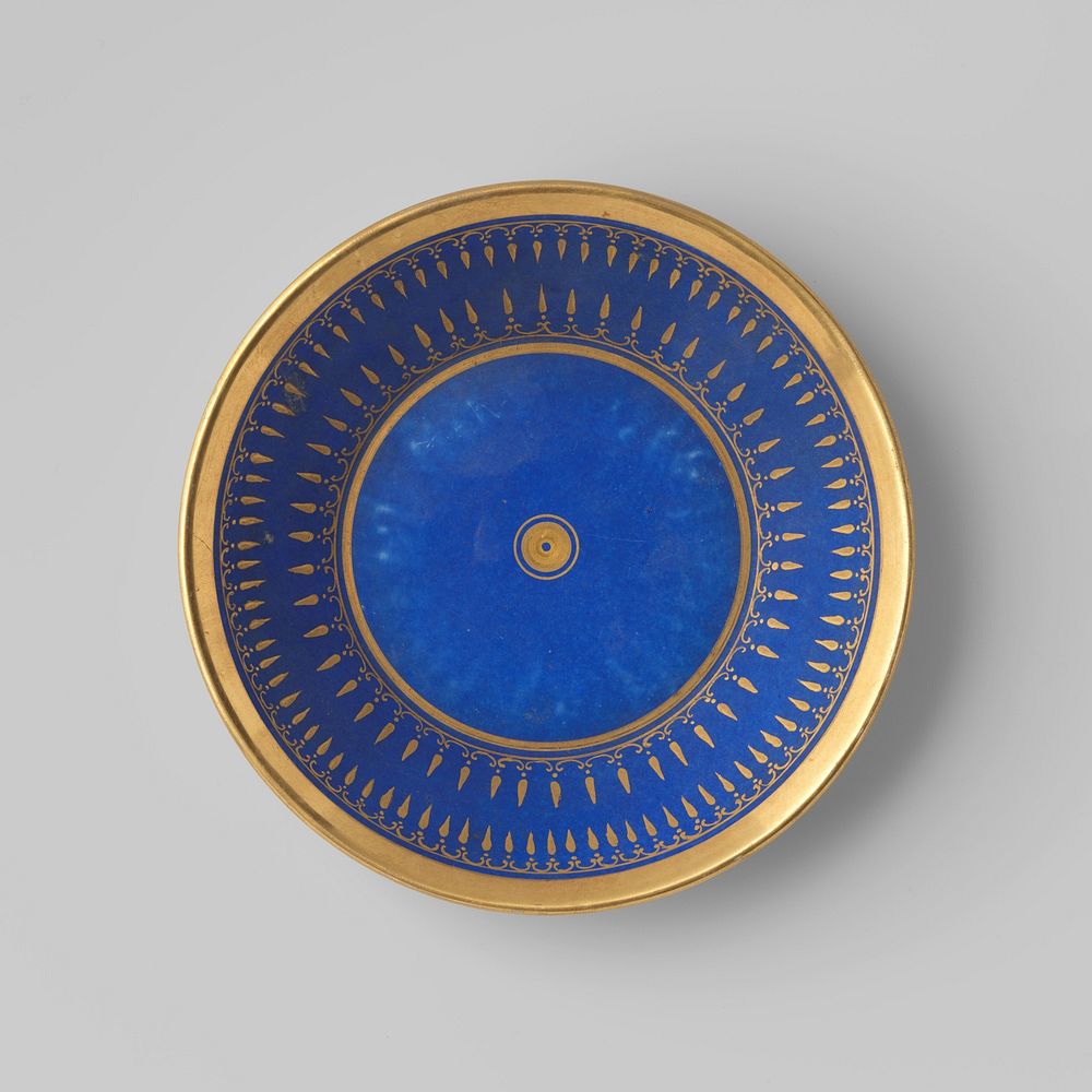 Saucer with ornamental borders on a blue ground (c. 1800) by anonymous