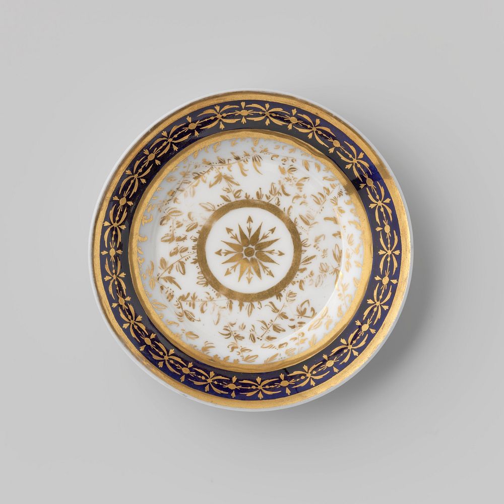 Saucer with foliate scrolls (c. 1790 - c. 1800) by anonymous
