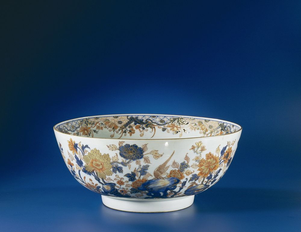 Punch bowl with flowering plants, pheasants, butterfly and carp (c. 1725 - c. 1749) by anonymous