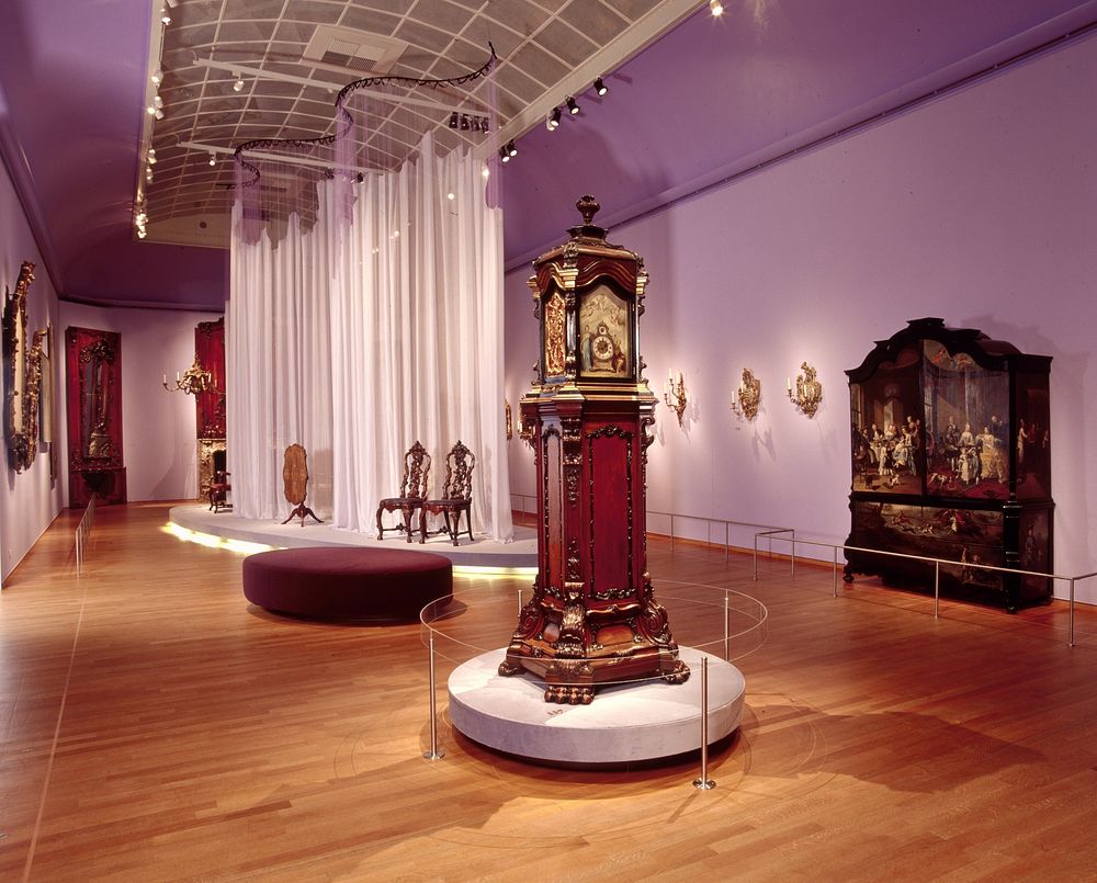 Zaal met pendule, recht een kabinet (c. 2001 - c. 2002) by Rijksmuseum Afdeling Beeld