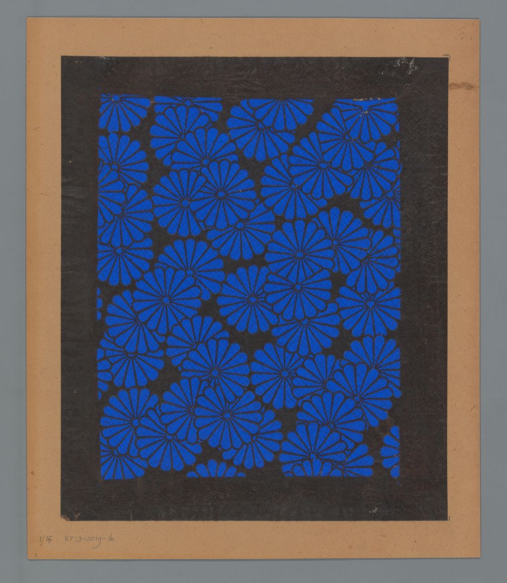 Sjabloon met gestileerde chrysanten (1800 - 1909) by anonymous