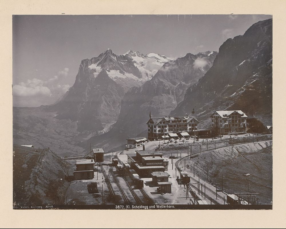 Gezicht op de Kleine Scheidegg en de Wetterhorn (1912 - 1920) by anonymous and Gebrüder Wehrli