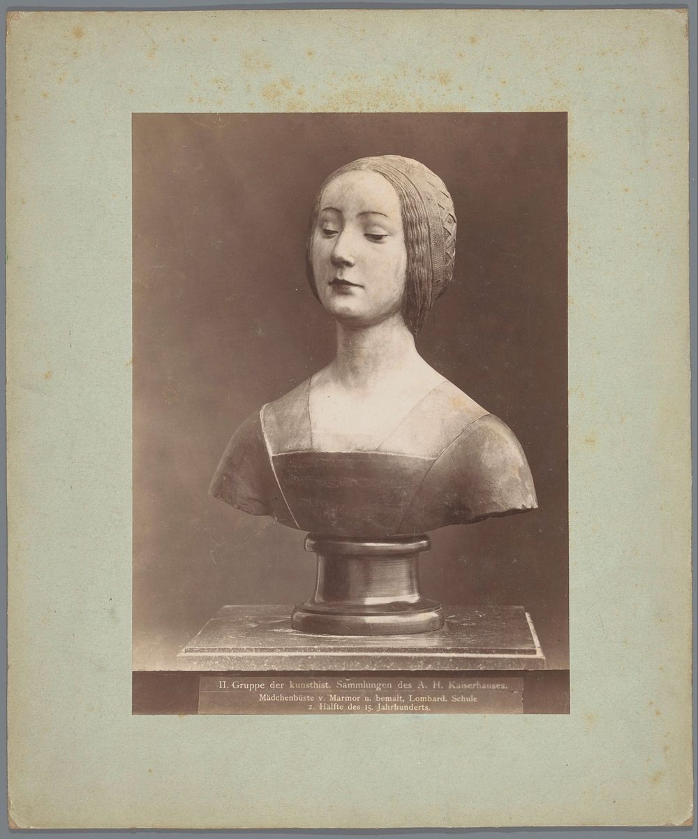 Buste van een meisje (vermoedelijk) in Duitsland (c. 1875 - c. 1900) by anonymous