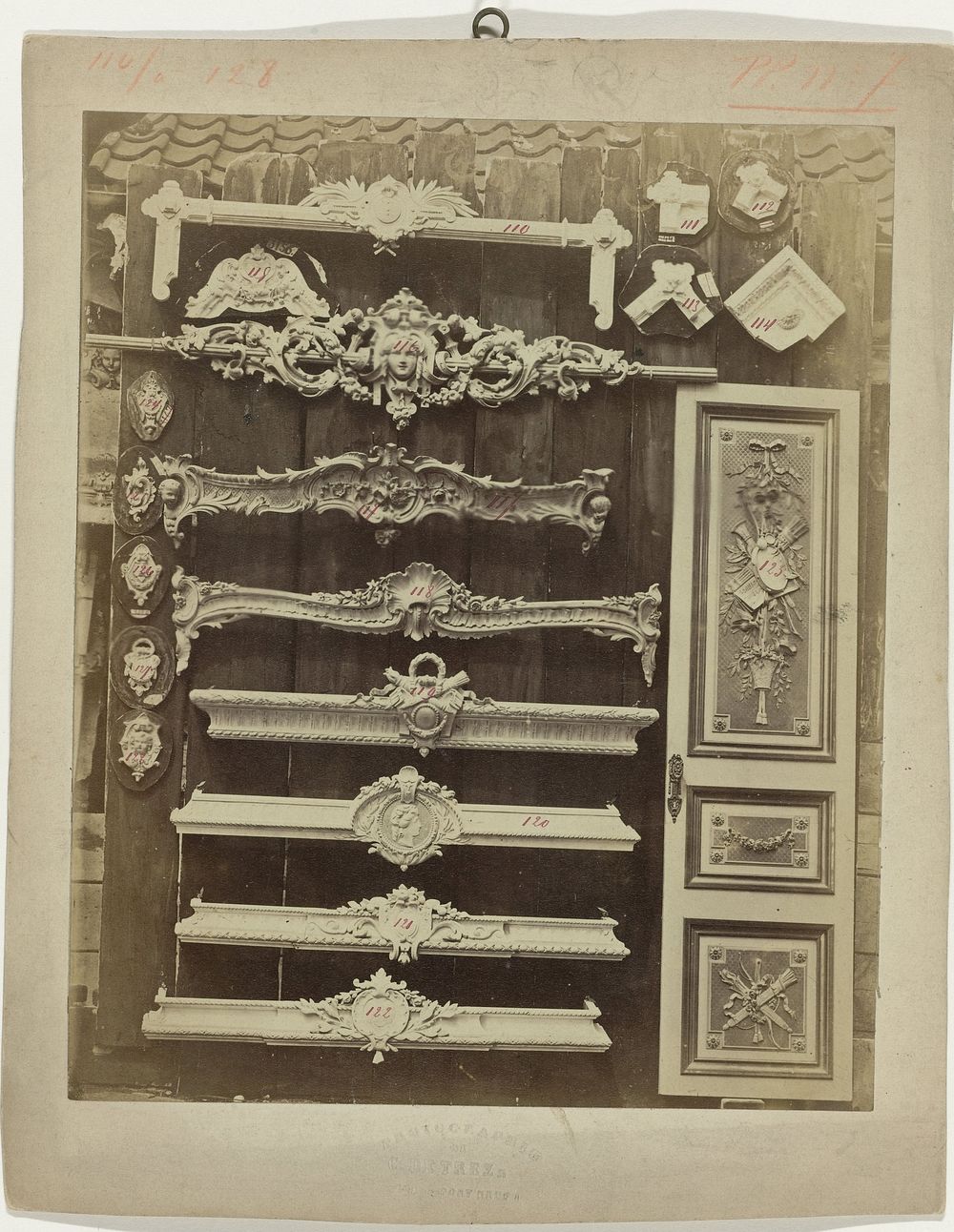 Compositie van gipsen ornamenten uit het atelier van J. Delbove, Brussel, België (1860 - 1882) by Charles De Trez