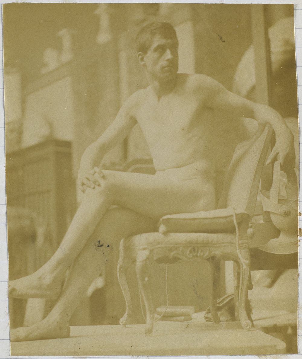 Studie van een mannelijk naaktmodel, zittend op een fauteuil en op de rug gezien, in het atelier van Jacques de Lalaing (c.…