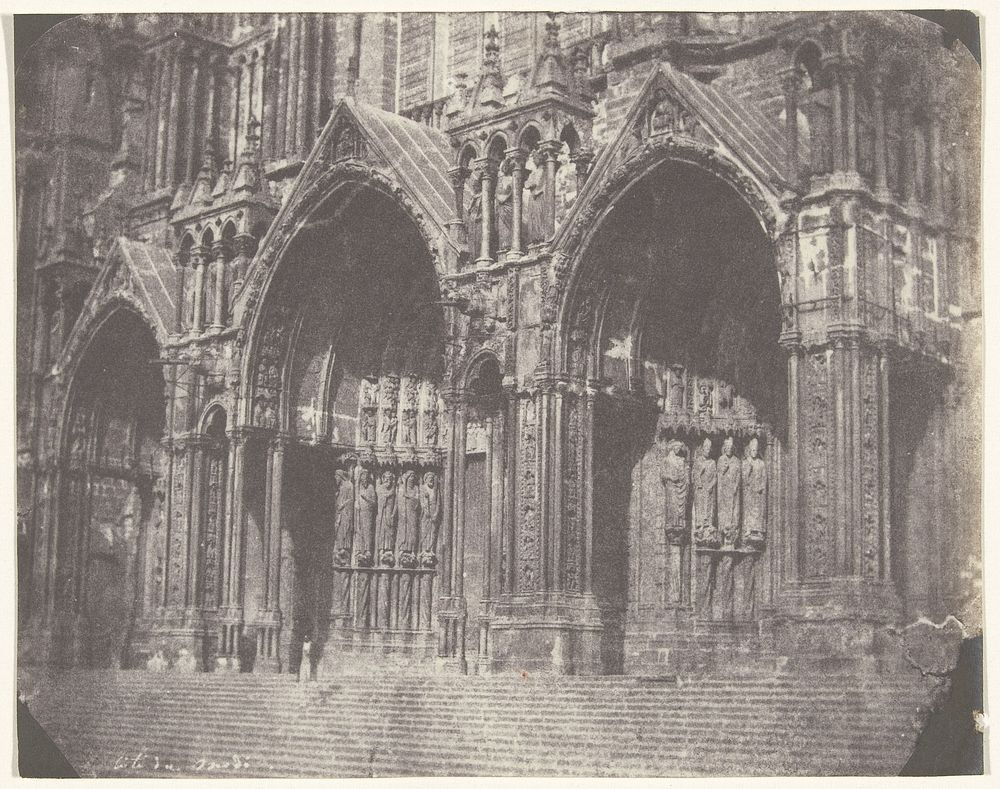 Portaal aan de zuidzijde van de kathedraal van Chartres (1854) by Charles Nègre