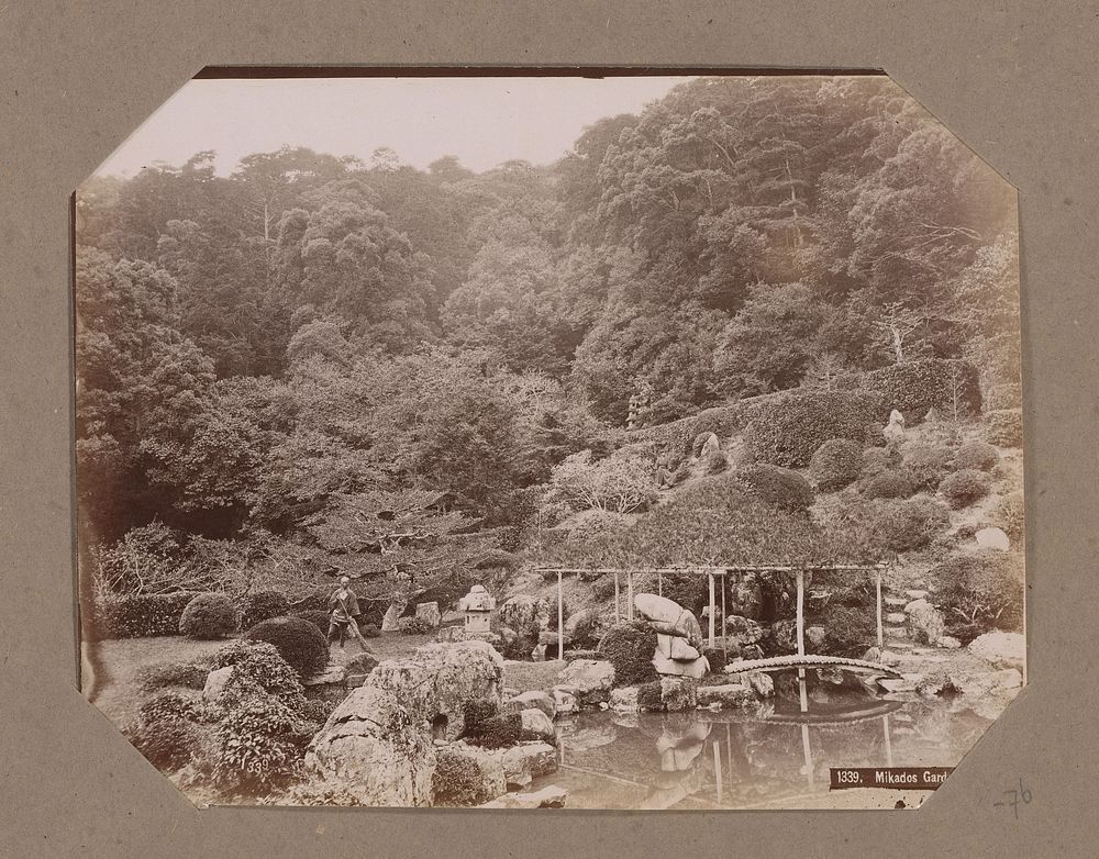 Tuin van het Keizerlijk Paleis in Kyoto, Japan (c. 1890 - in or before 1903) by Kusakabe Kimbei