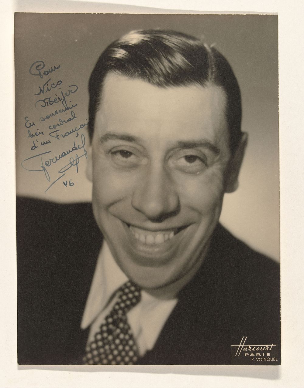 Portret van acteur Fernandel (1930 - 1950) by Studio Harcourt