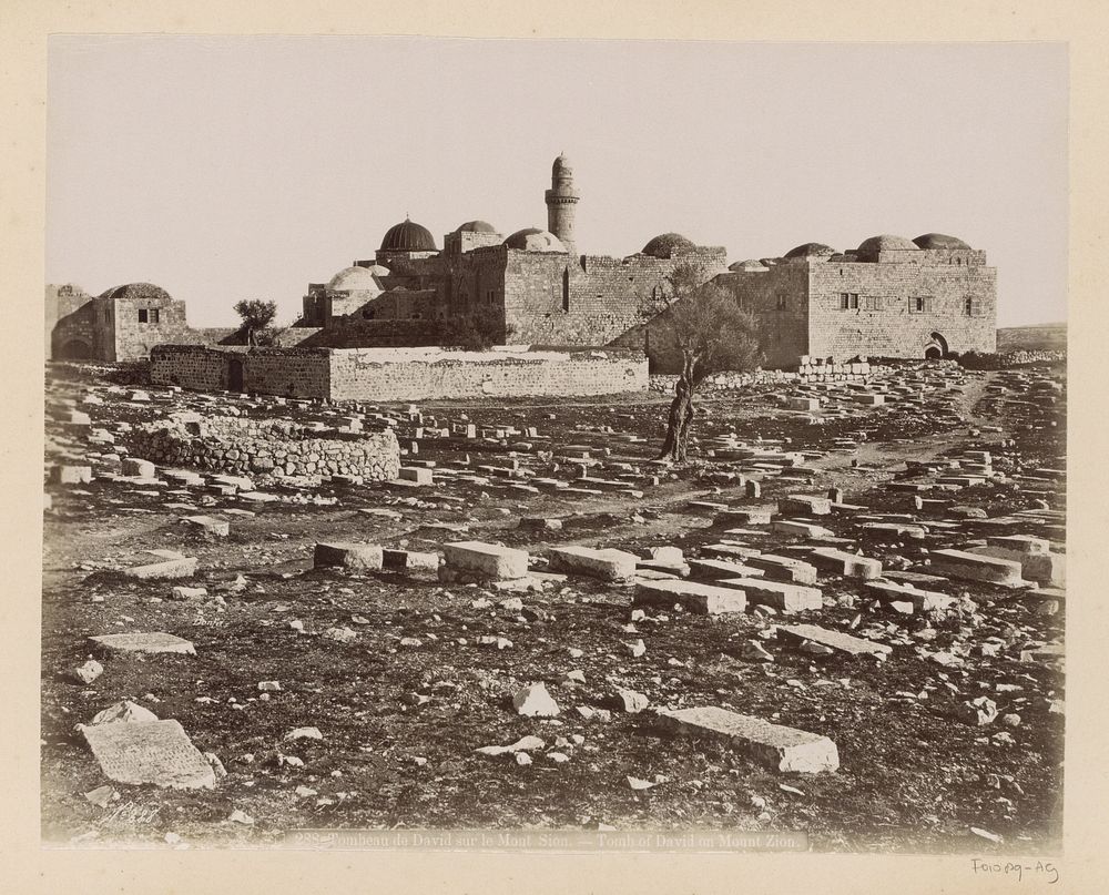 Graftombe van koning David op de Berg Sion bij Jeruzalem (c. 1867 - c. 1895) by Maison Bonfils