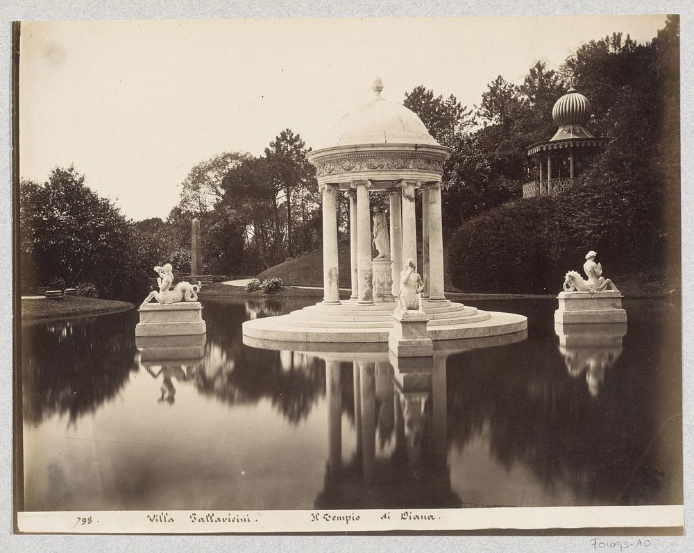 Vijver met de Tempel van Diana bij de Villa Pallavicini in Pegli (c. 1870 - c. 1890) by Celestino Degoix