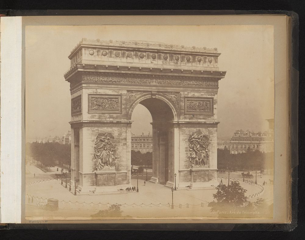 Arc de Triomphe te Parijs (1880 - 1910) by anonymous