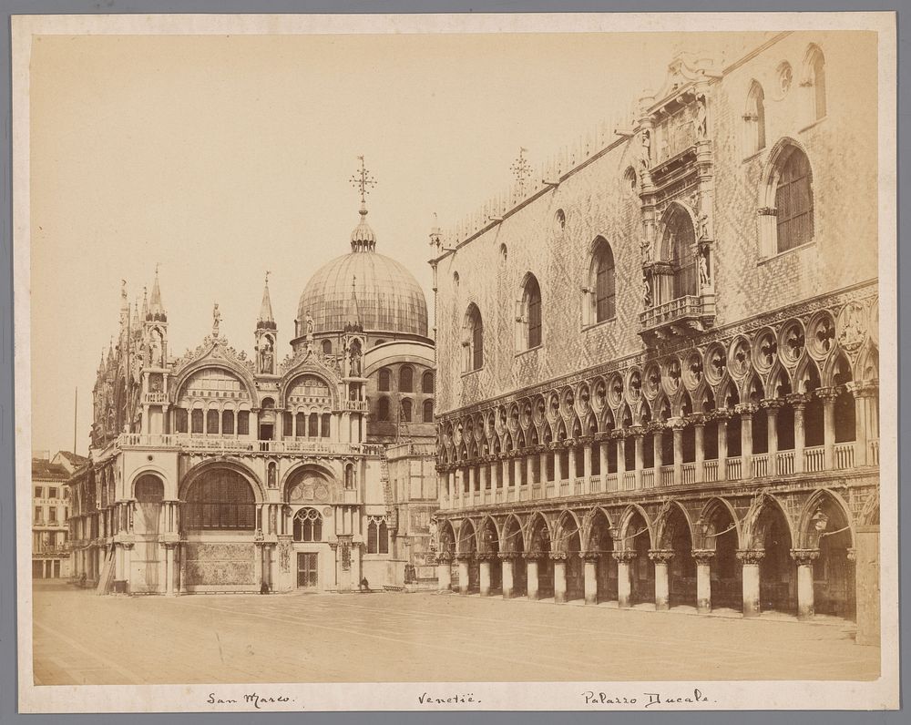 Zicht op de San Marco langs het Dogepaleis te Venetië (1851 - 1900) by anonymous