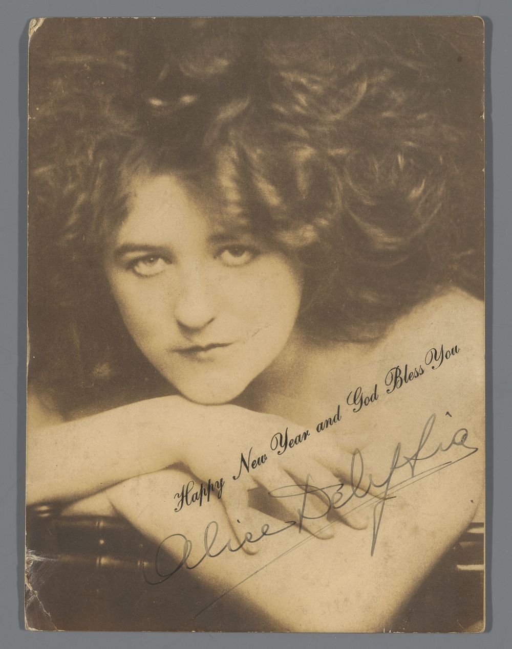 Nieuwjaarswens met portret van Alice Delysia (1905 - 1920) by anonymous