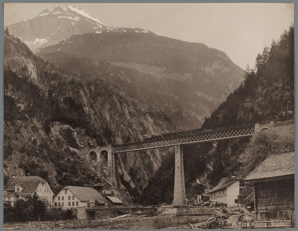 Chärstelenbachbrücke nabij Amsteg in Silenen, Zwitserland (1870 - 1930) by anonymous and anonymous