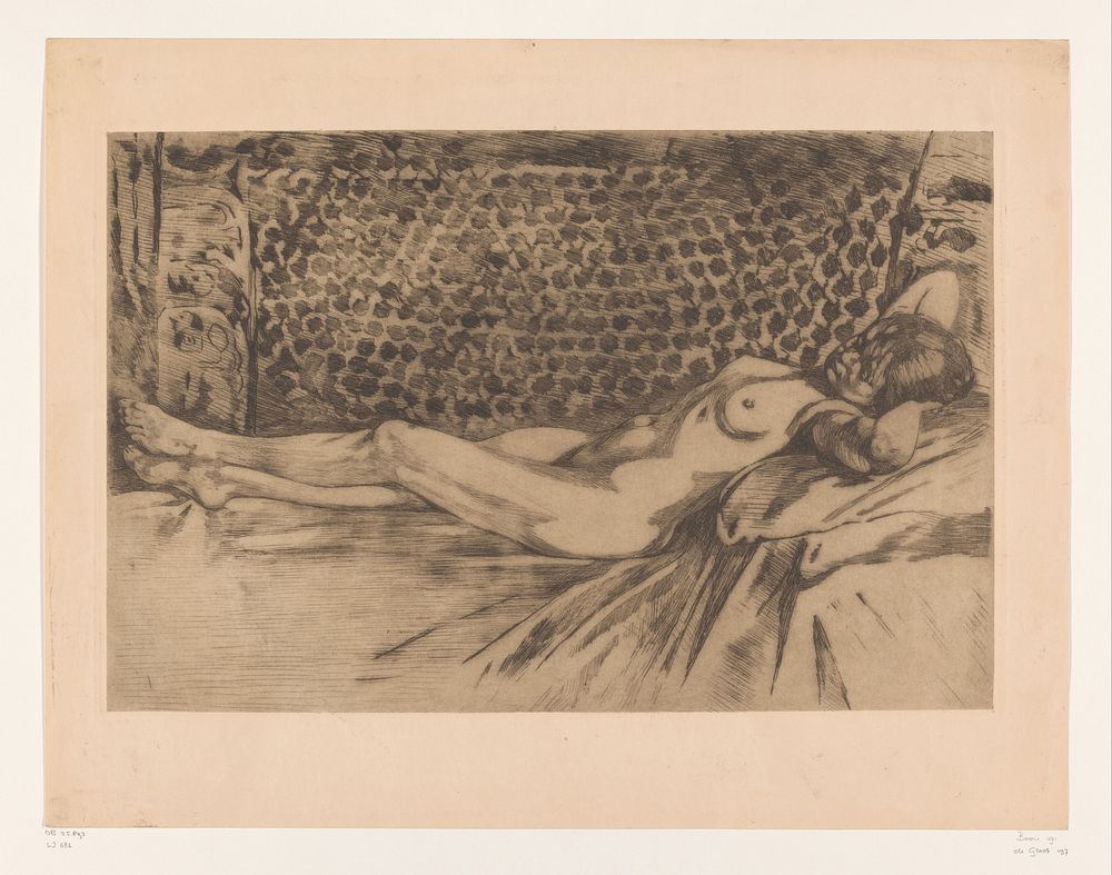 Naakte jonge vrouw liggend op een bank (c. 1922) by Willem Witsen