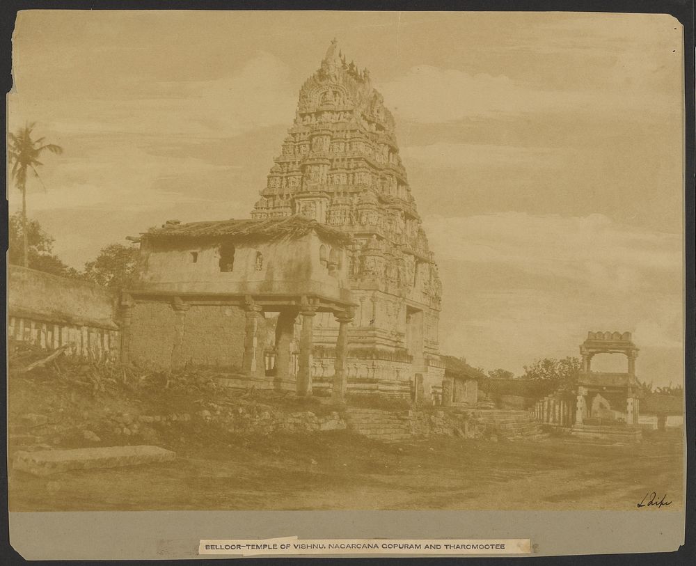 Belloor - Temple of Vishnu, Nagarcana Gopuram and Tharomootee by Capt Linnaeus Tripe