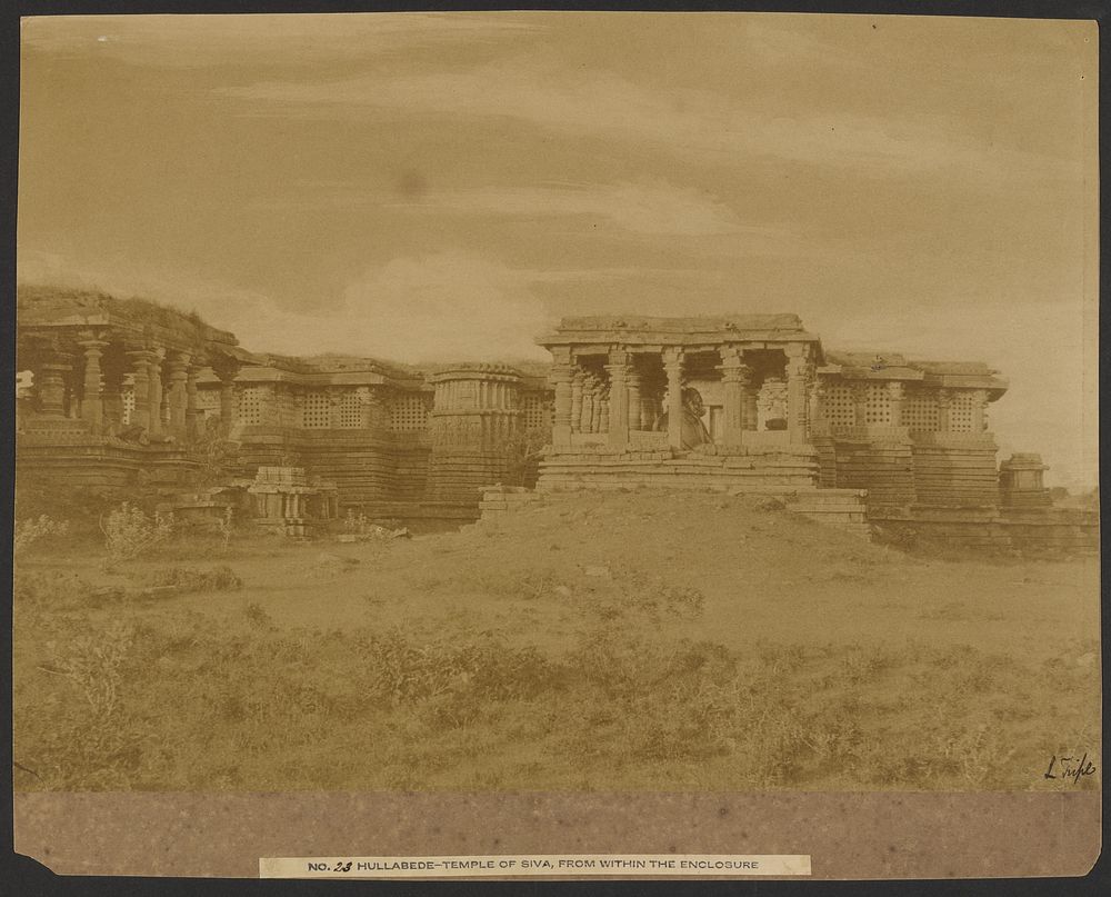 Hullabede - Temple of Siva, from within the Enclosure by Capt Linnaeus Tripe