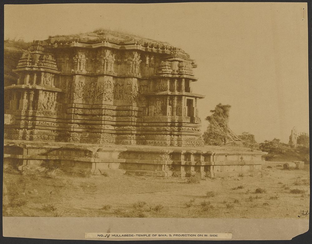 Hullabede - Temple of Shiva, South Projection on West Side by Capt Linnaeus Tripe
