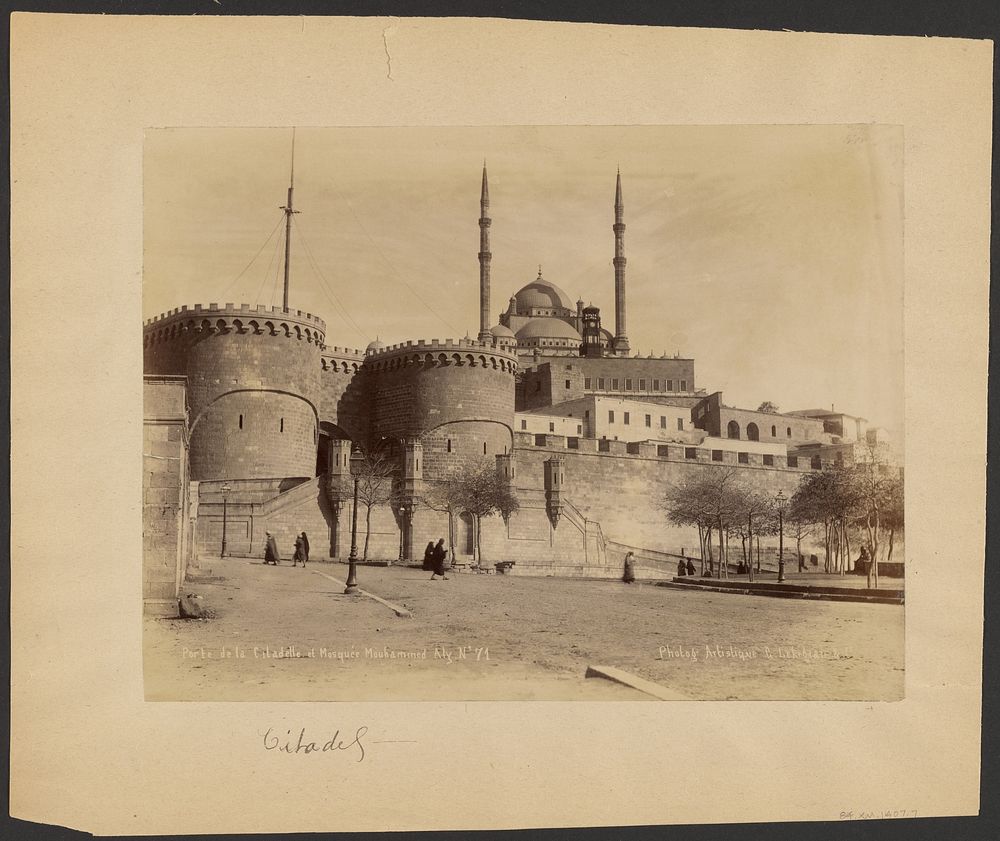 Porte de la Citadelle et Mosquee Mouhammed Aly by G Lekegian