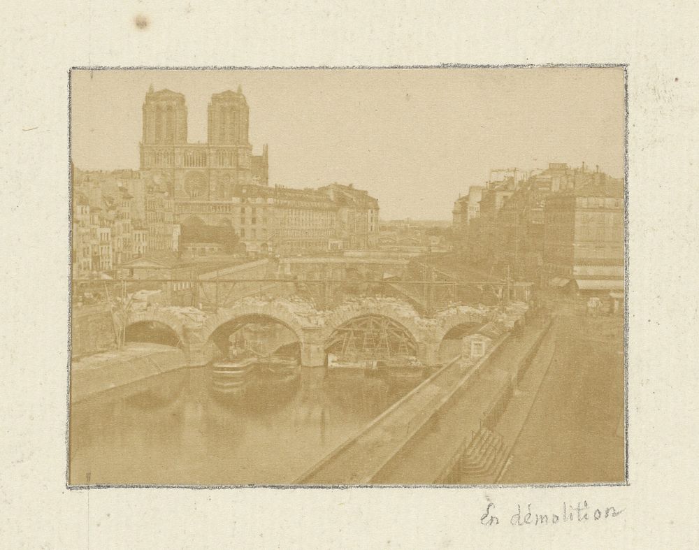 Demolition of Pont Saint-Michel