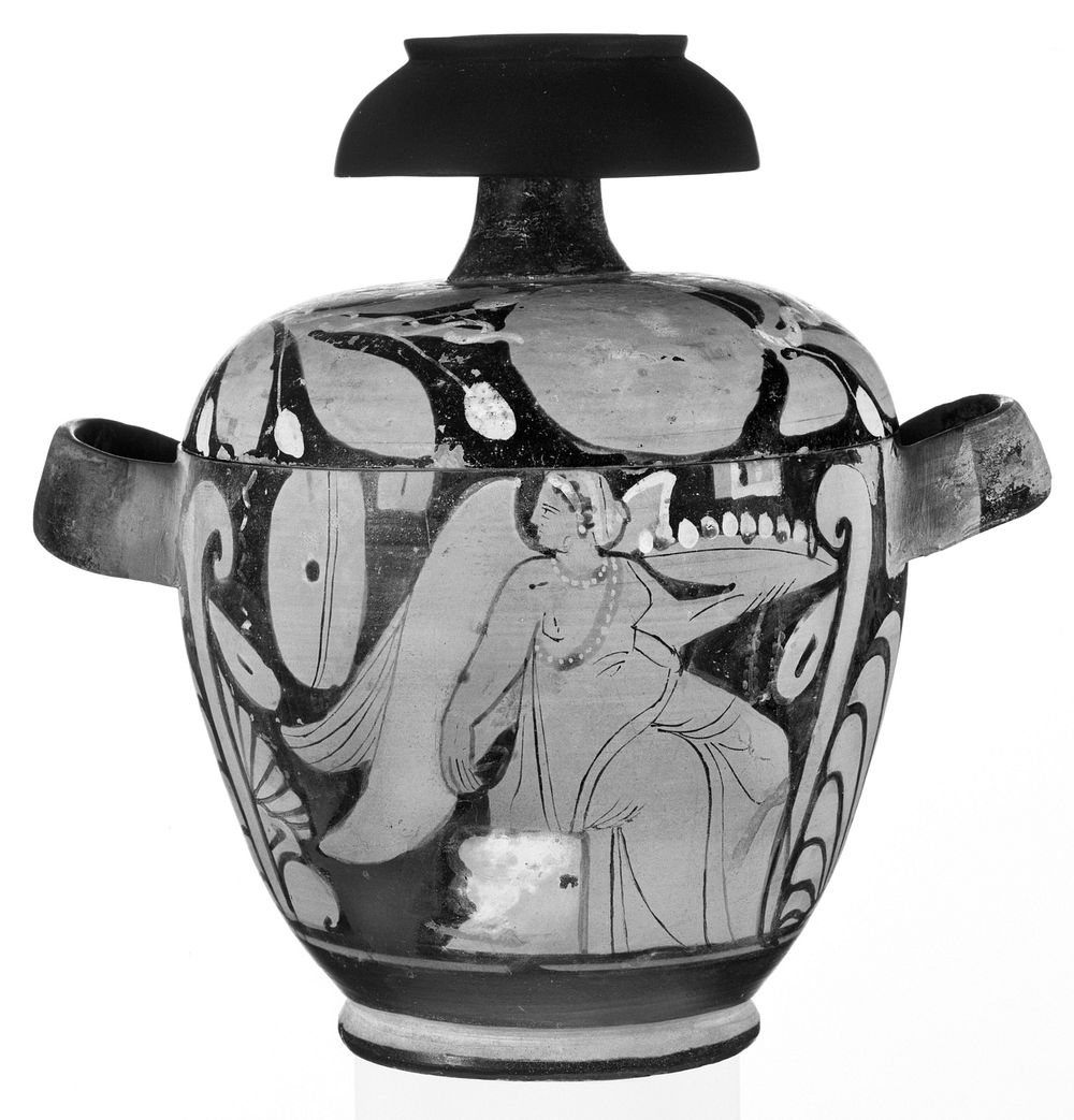 Sicilian Red-Figure Pyxis with Lid by ZA Painter