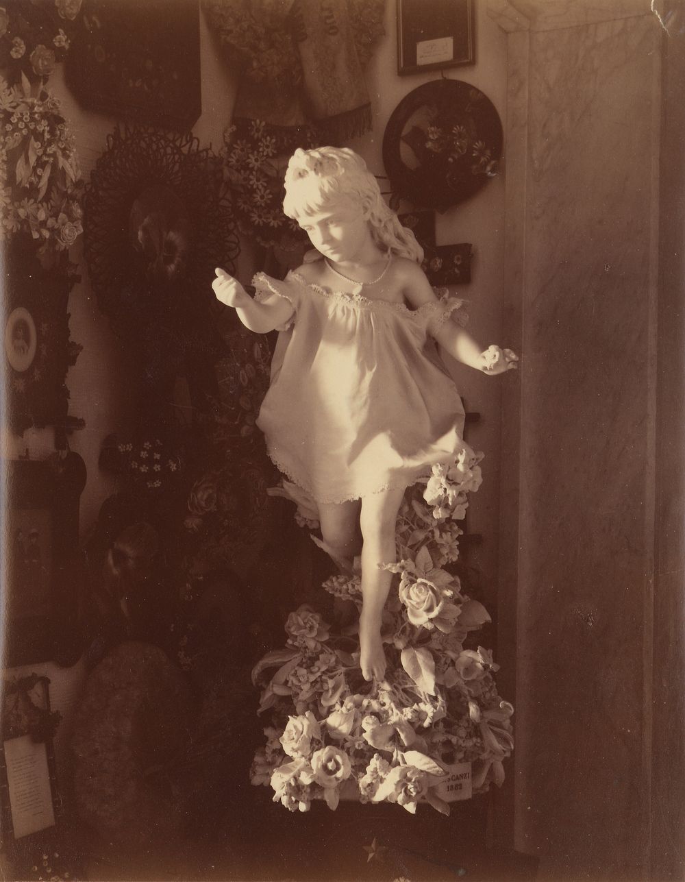 Statue of a Little Girl by Alfredo Noack
