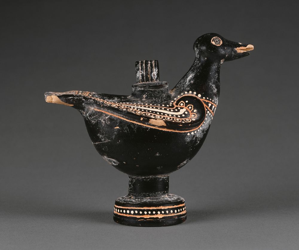 Campanian Plastic Vase in the Form of a Bird