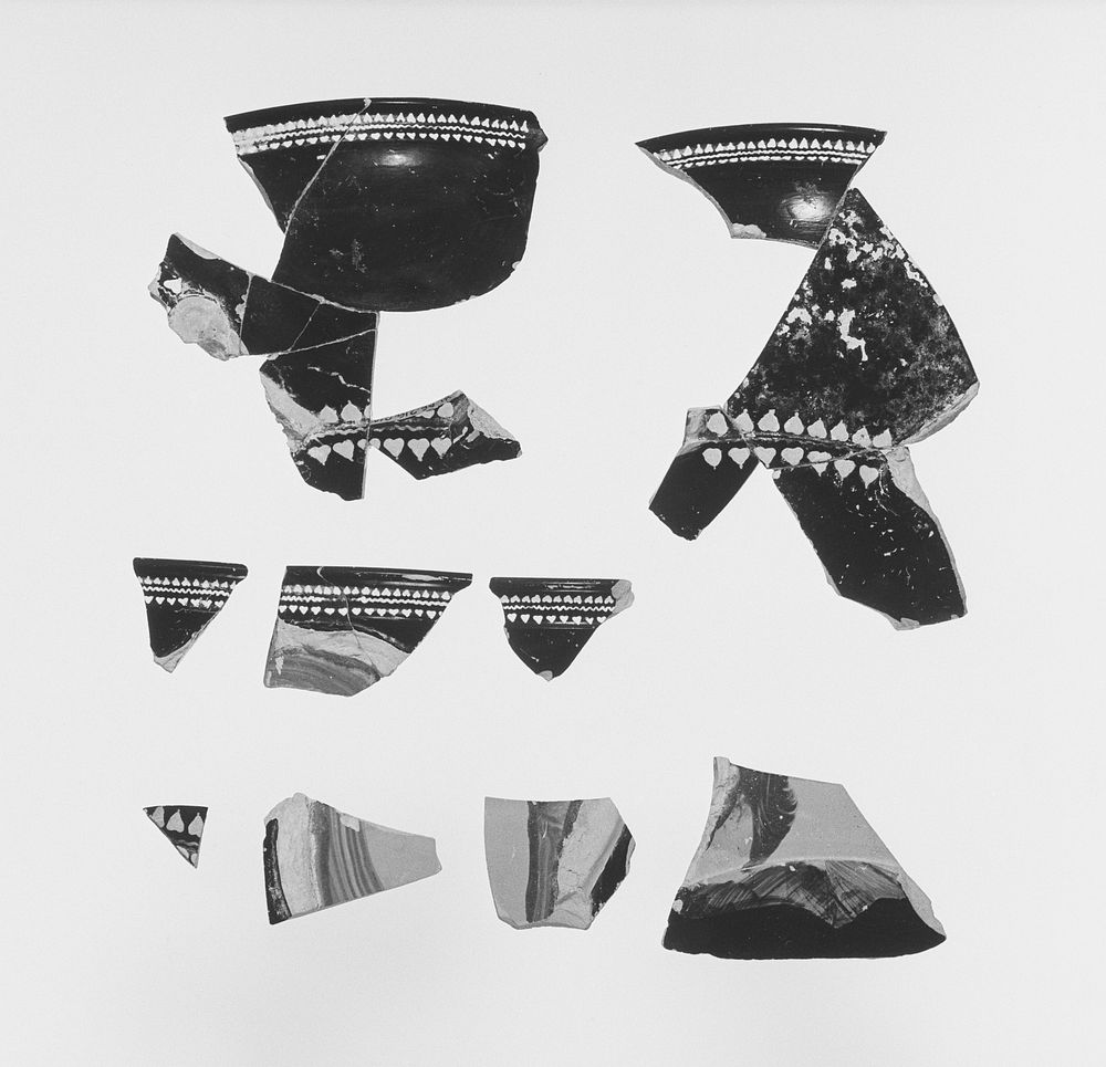 Fragmentary Black-Glaze Kantharos with Mask of Dionysos (14)