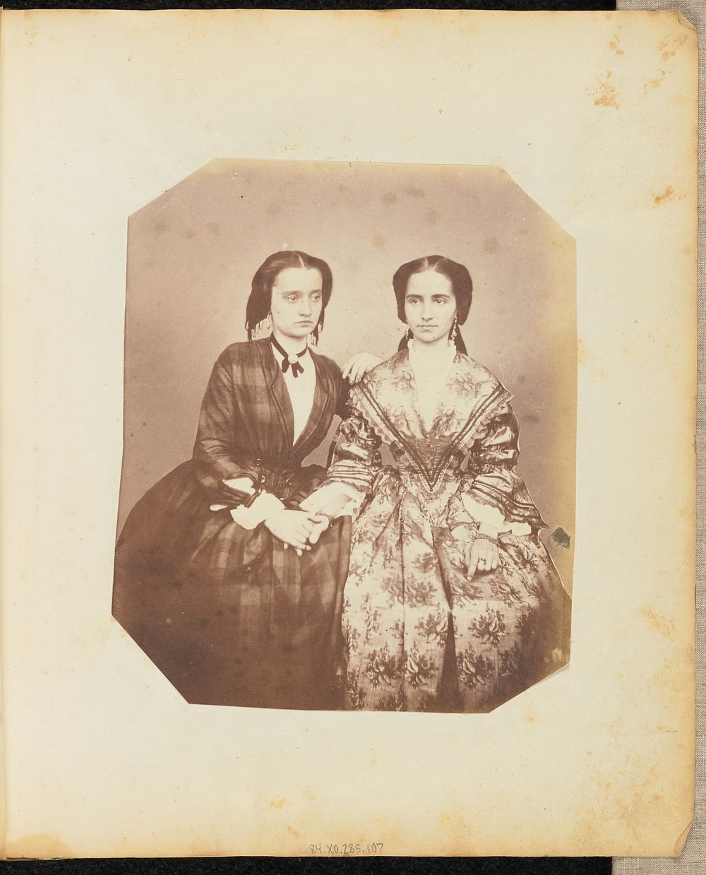 Portrait of two women by Jakob Höflinger