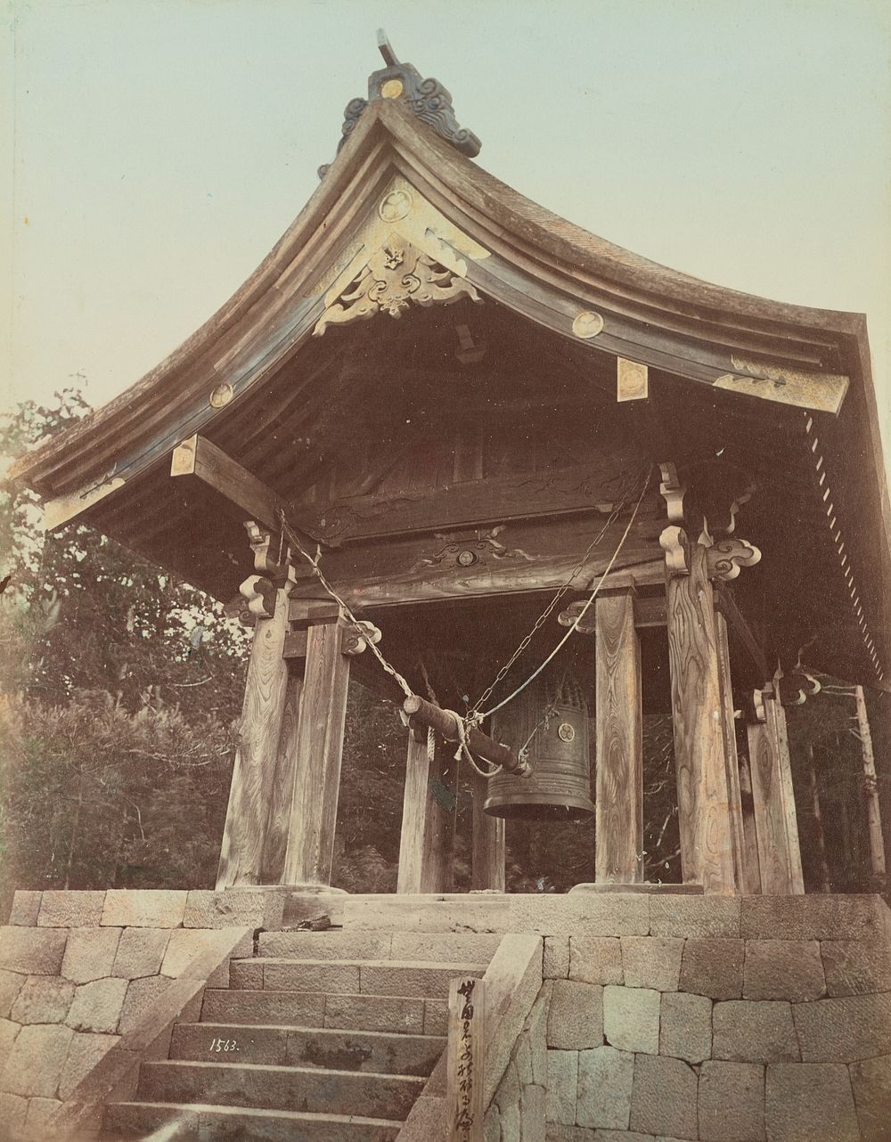 Sambutsude Bell, Nikko by Kusakabe Kimbei