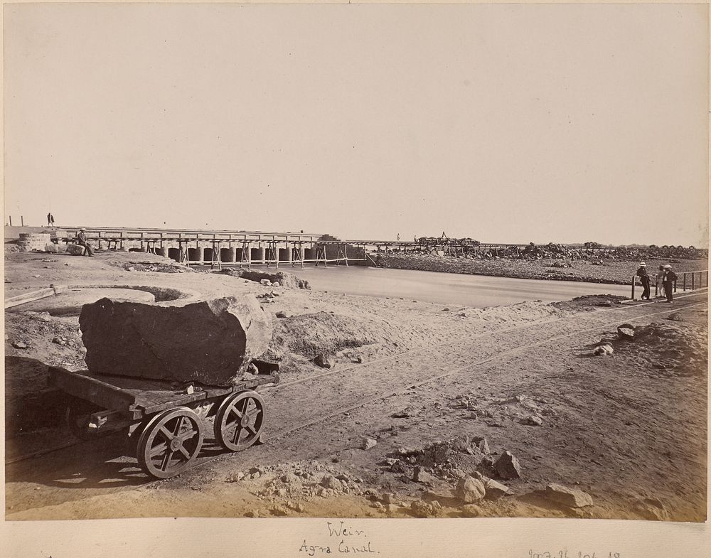 Weir, Agra Canal