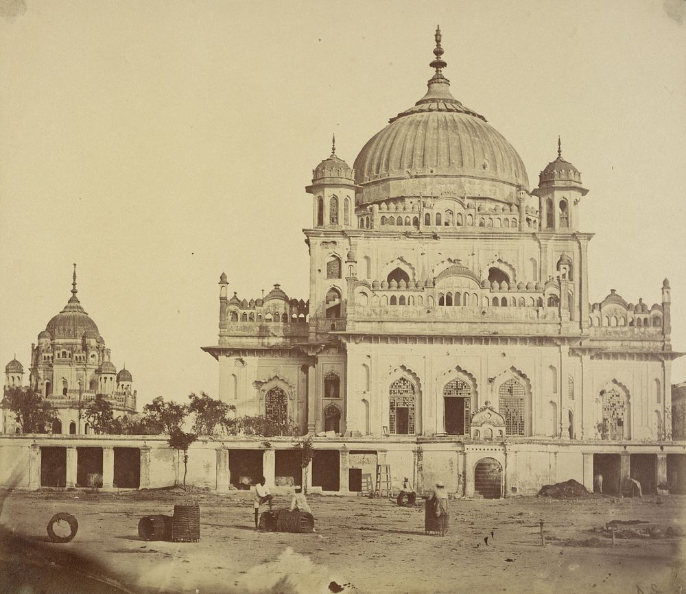 Small Mosque in the Kaiserbagh, Lucknow by Felice Beato