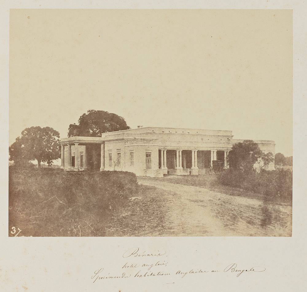 Bénarès, hotel anglais, Spécimen du habitation anglaise au Bengale by Baron Alexis de La Grange