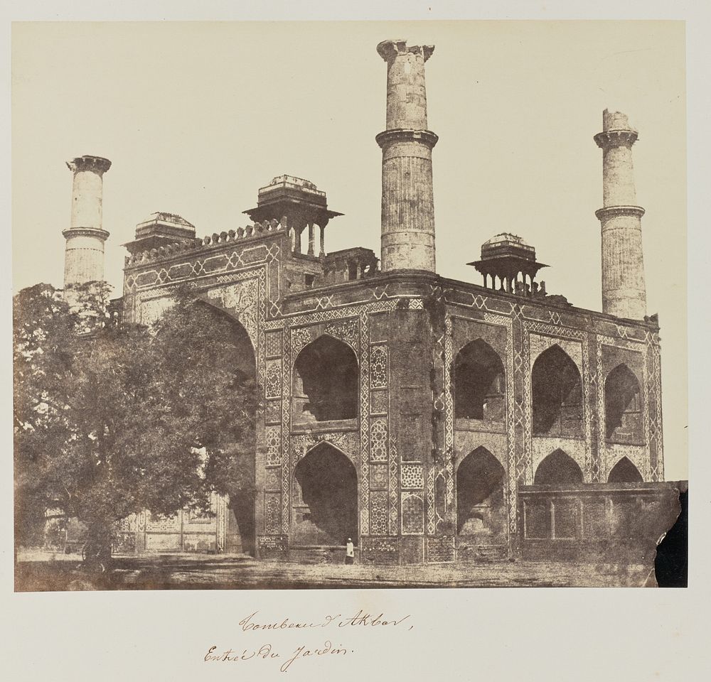Tombeau d'Akbar, Entrée du jardin by Baron Alexis de La Grange