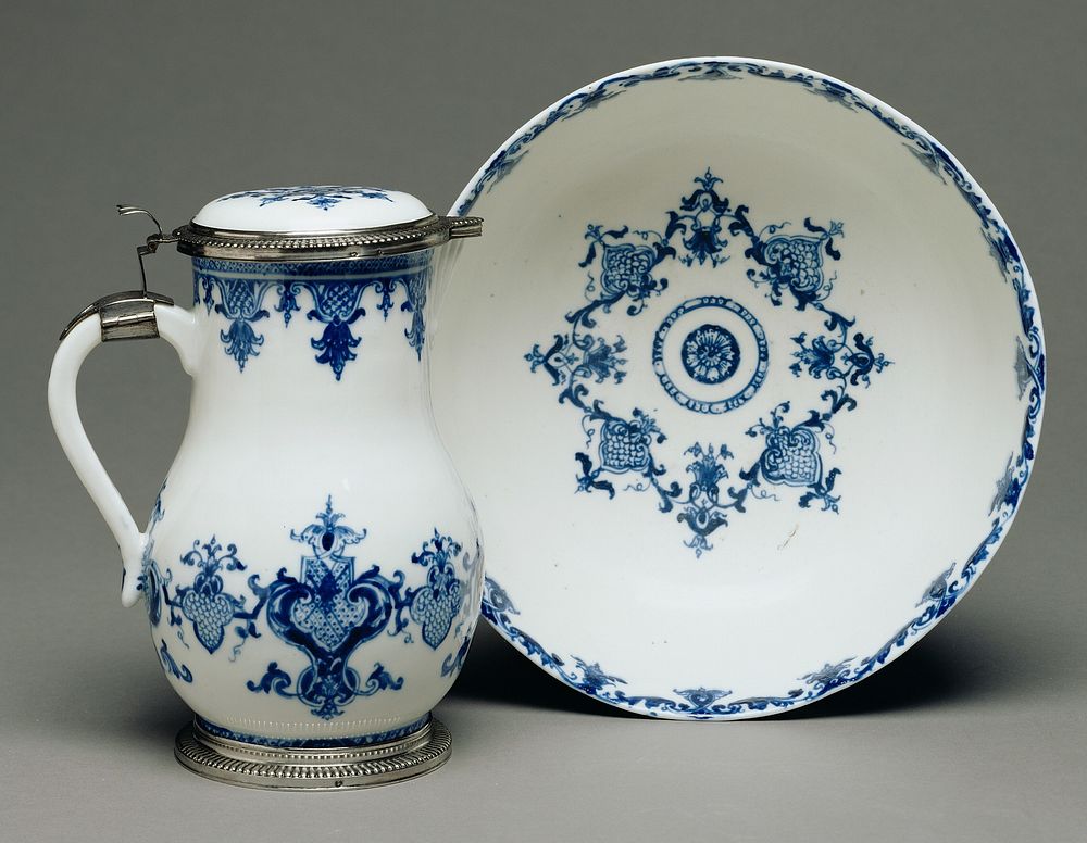 Lidded Ewer and Basin by Saint Cloud Porcelain Manufactory