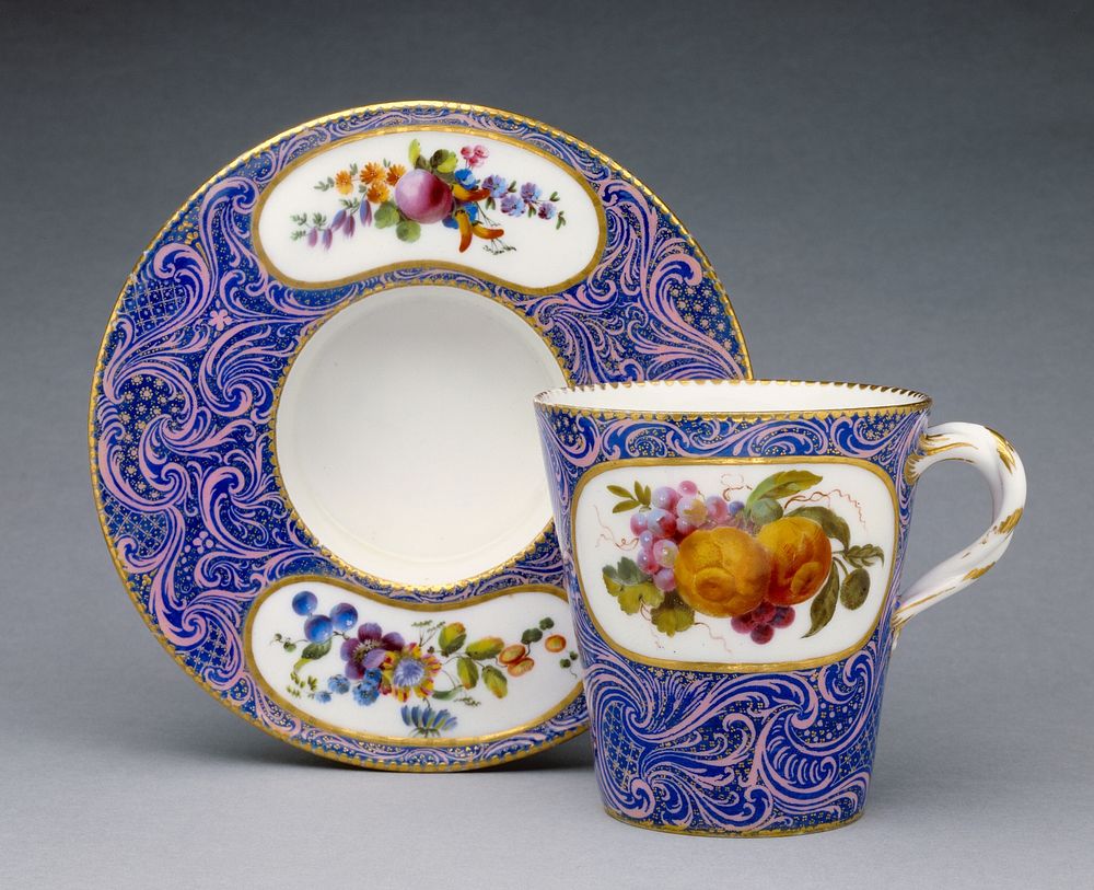 Cup and Saucer (gobelet et soucoupe enfoncé, première grandeur) by Sèvres Manufactory
