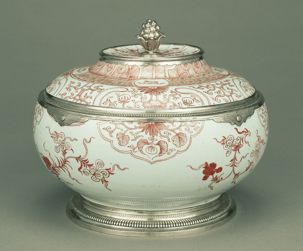 Lidded Bowl