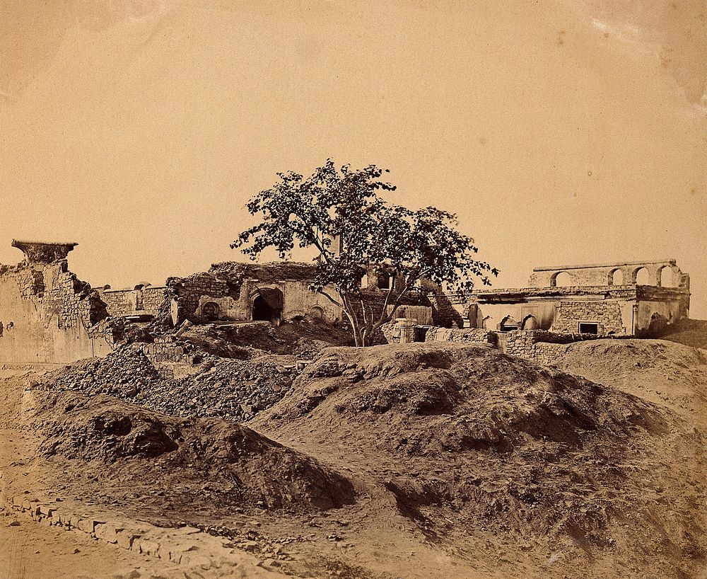 India: a ruined building. Photograph by F. Beato, c. 1858.