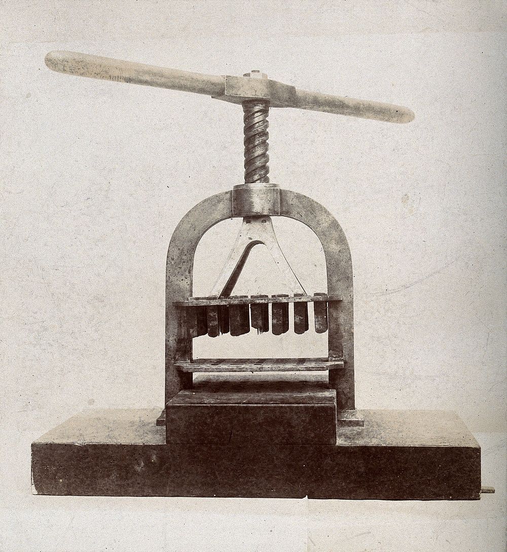 Plague apparatus from a lazaretto in Venice; a machine for disinfecting letters and papers. Photograph.