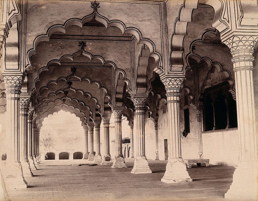 Agra, India: the Diwan-i-Am (Hall of Public Audience). Photograph, ca. 1900.