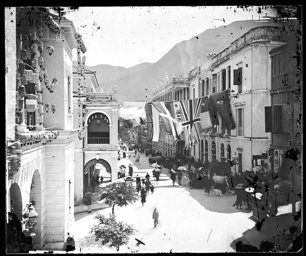 Queen's road, Hong Kong. Photograph by John Thomson, ca. 1869.