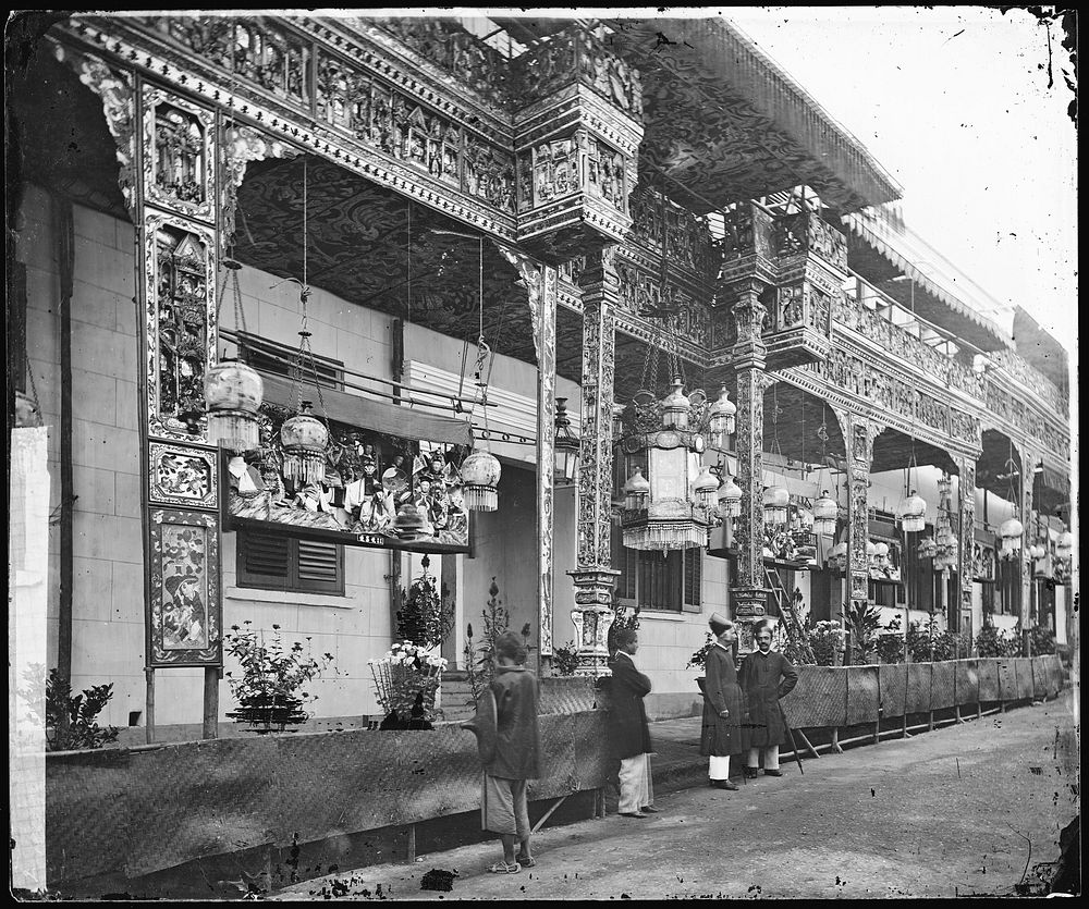 Lyndhurst Terrace, Hong Kong. Photograph by John Thomson, 1869.